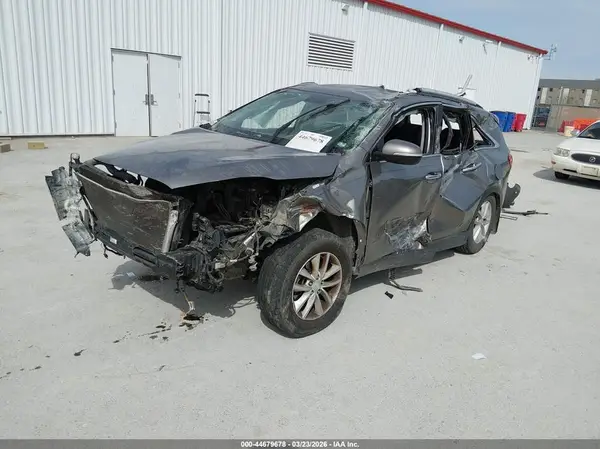 5XYPG4A3XGG053335 2016 KIA SORENTO - Image 2