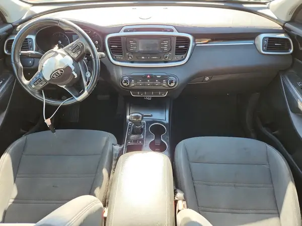 5XYPG4A3XGG054744 2016 KIA SORENTO - Image 8