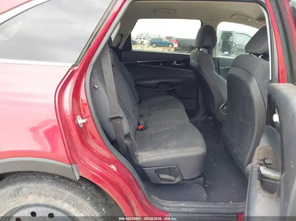 5XYPG4A3XGG054906 2016 KIA SORENTO - Image 8
