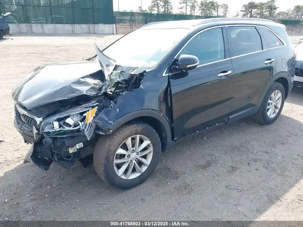 5XYPG4A3XGG064013 2016 KIA SORENTO - Image 2