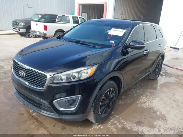 5XYPG4A3XGG064626 2016 KIA SORENTO - Image 2