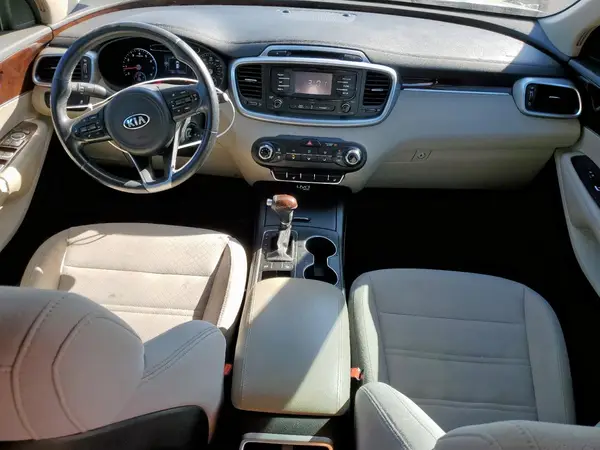 5XYPG4A3XGG064755 2016 KIA SORENTO - Image 8