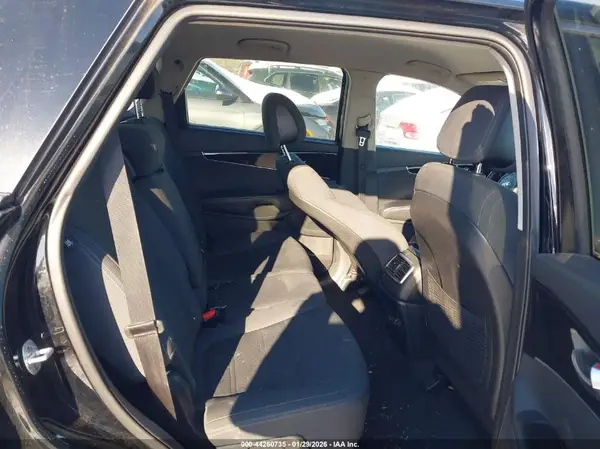 5XYPG4A3XGG068093 2016 KIA SORENTO - Image 8