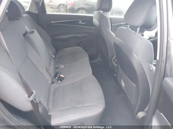 5XYPG4A3XGG071852 2016 KIA SORENTO - Image 8