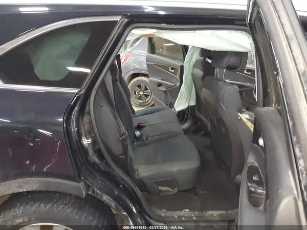 5XYPG4A3XGG072208 2016 KIA SORENTO - Image 8
