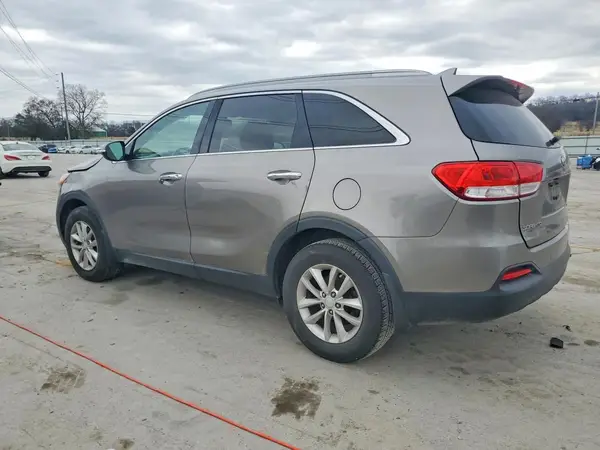 5XYPG4A3XGG076839 2016 KIA SORENTO - Image 2