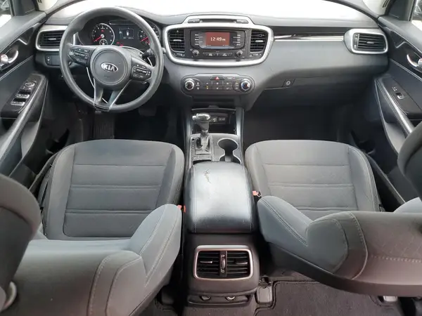 5XYPG4A3XGG078901 2016 KIA SORENTO - Image 8