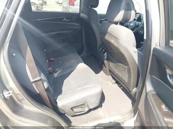 5XYPG4A3XGG081538 2016 KIA SORENTO - Image 8