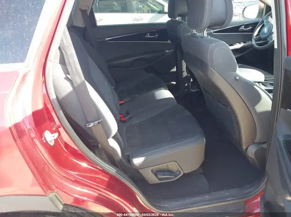 5XYPG4A3XGG087078 2016 KIA SORENTO - Image 8