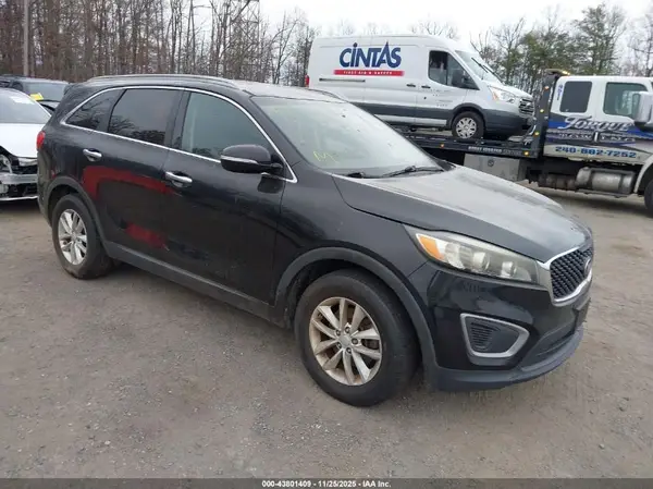 5XYPG4A3XGG089428 2016 KIA SORENTO - Image 1