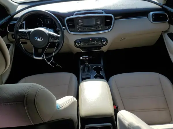 5XYPG4A3XGG096704 2016 KIA SORENTO - Image 8