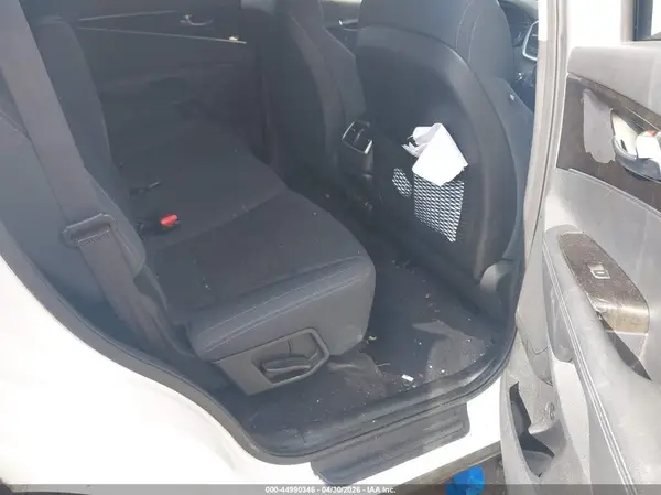 5XYPG4A3XGG098209 2016 KIA SORENTO - Image 8