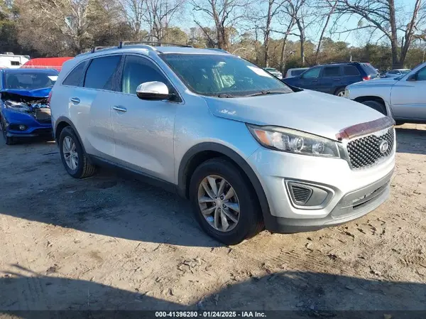 5XYPG4A3XGG103330 2016 KIA SORENTO - Image 1