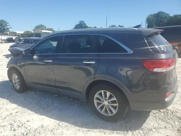 5XYPG4A3XGG103943 2016 KIA SORENTO - Image 2