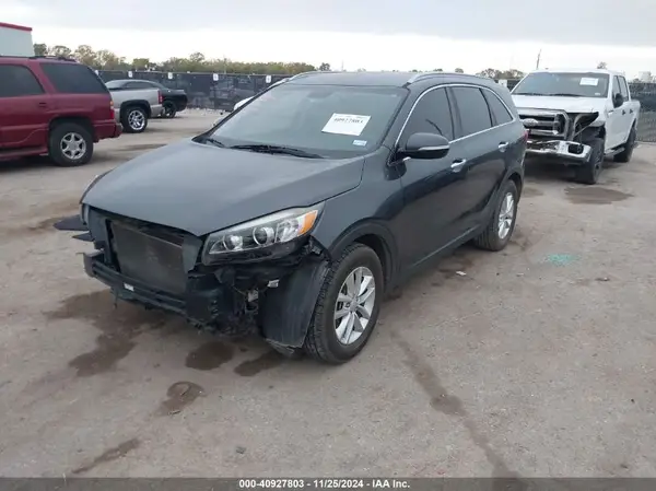 5XYPG4A3XGG105076 2016 KIA SORENTO - Image 2