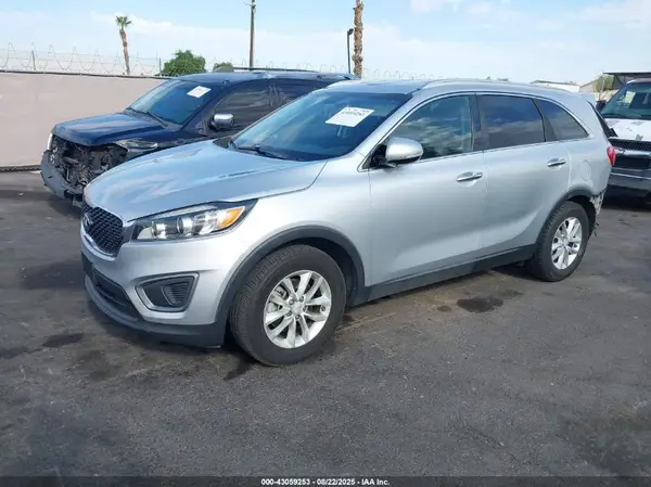 5XYPG4A3XGG114912 2016 KIA SORENTO - Image 2