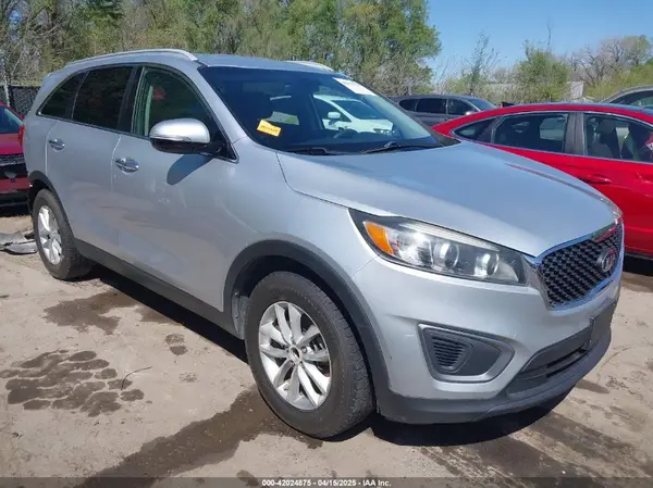 5XYPG4A3XGG115316 2016 KIA SORENTO - Image 1