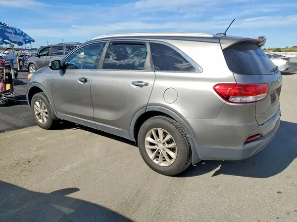 5XYPG4A3XGG118149 2016 KIA SORENTO - Image 2