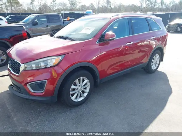 5XYPG4A3XGG120502 2016 KIA SORENTO - Image 2