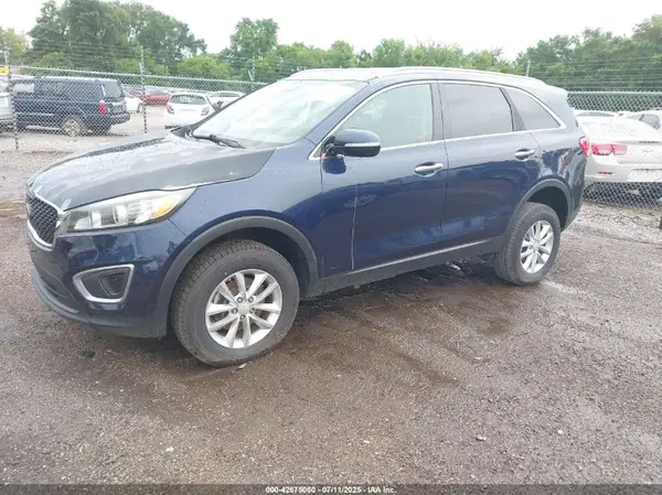 5XYPG4A3XGG122878 2016 KIA SORENTO - Image 2