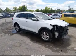 5XYPG4A3XGG126493 2016 KIA SORENTO