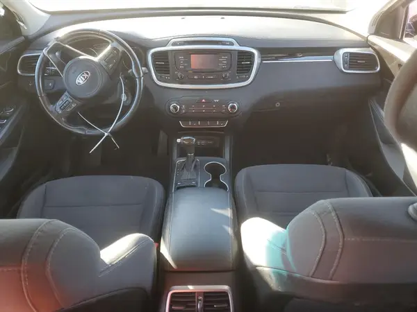 5XYPG4A3XGG126669 2016 KIA SORENTO - Image 8