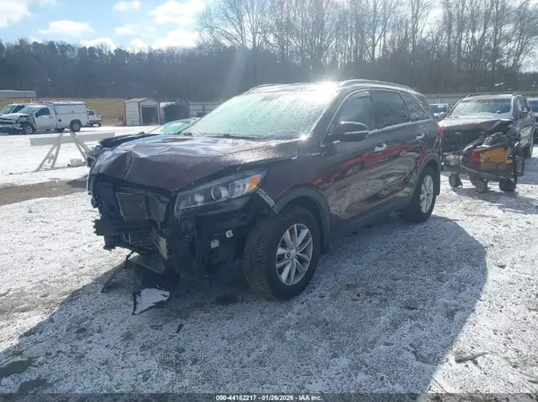 5XYPG4A3XGG127143 2016 KIA SORENTO - Image 2