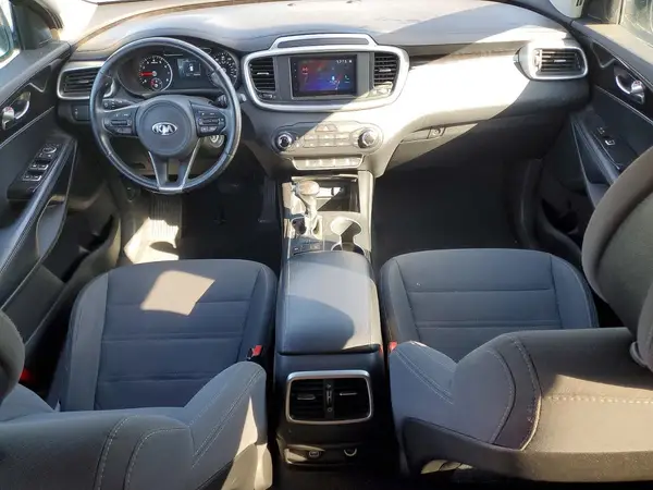 5XYPG4A3XGG136280 2016 KIA SORENTO - Image 8