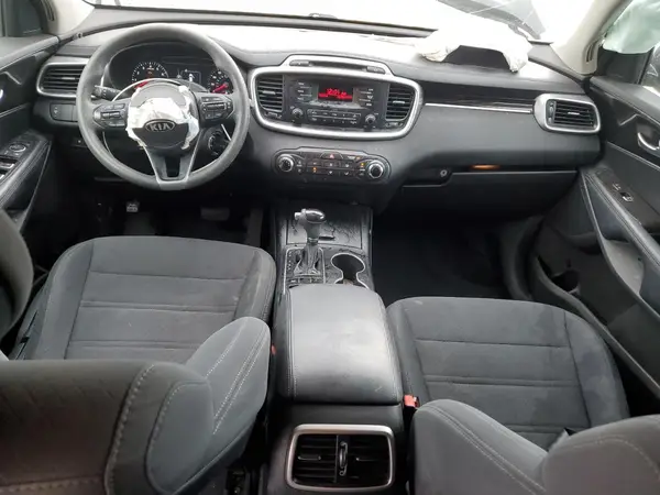 5XYPG4A3XGG139275 2016 KIA SORENTO - Image 8