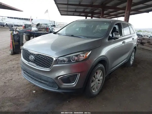 5XYPG4A3XGG139485 2016 KIA SORENTO - Image 2