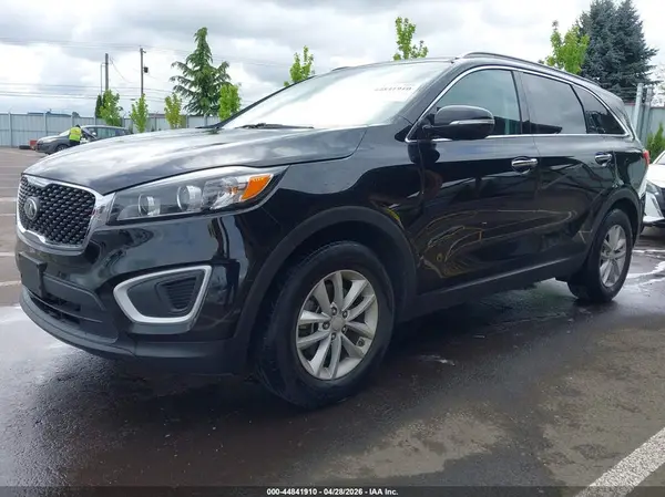 5XYPG4A3XGG152253 2016 KIA SORENTO - Image 2