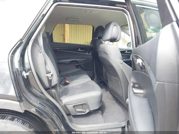 5XYPG4A3XGG152253 2016 KIA SORENTO - Image 8