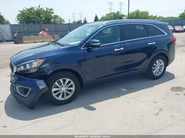 5XYPG4A3XGG158375 2016 KIA SORENTO - Image 2