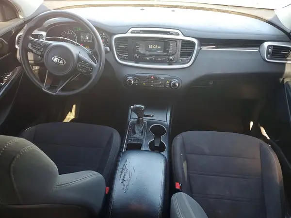 5XYPG4A3XGG168078 2016 KIA SORENTO - Image 8