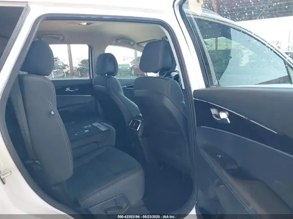 5XYPG4A3XGG169988 2016 KIA SORENTO - Image 8