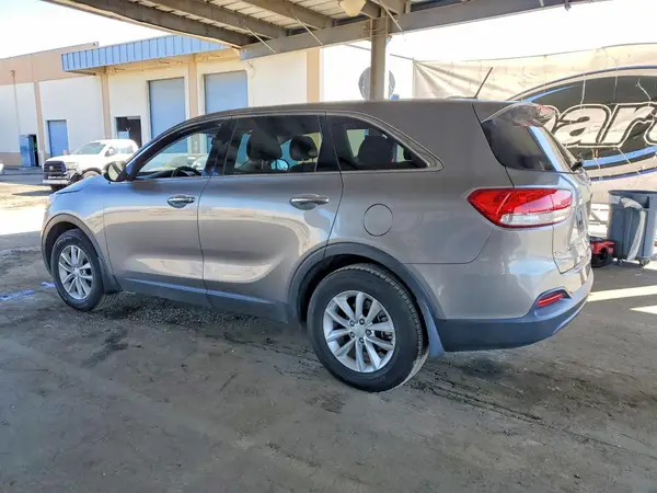 5XYPG4A3XGG171031 2016 KIA SORENTO - Image 2