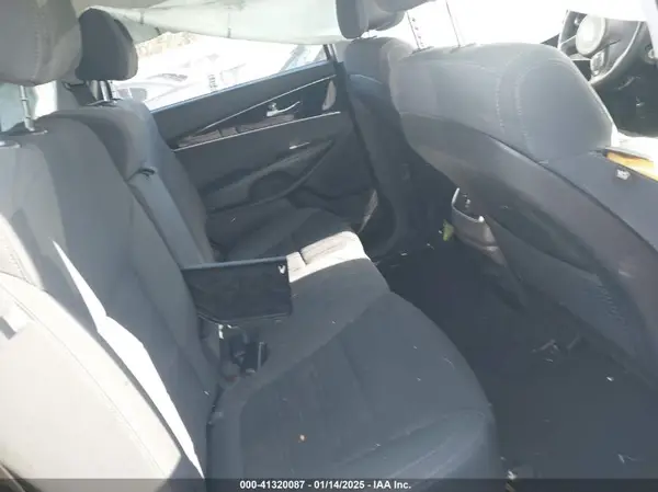 5XYPG4A3XGG171580 2016 KIA SORENTO - Image 8