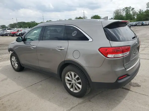 5XYPG4A3XGG183163 2016 KIA SORENTO - Image 2