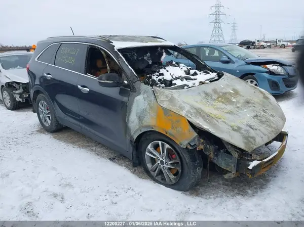 5XYPG4A3XHG195234 2017 KIA SORENTO - Image 1