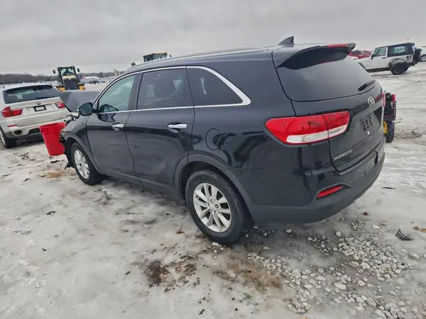 5XYPG4A3XHG206670 2017 KIA SORENTO - Image 2