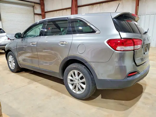 5XYPG4A3XHG216275 2017 KIA SORENTO - Image 2