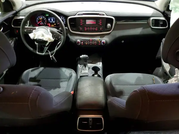 5XYPG4A3XHG216275 2017 KIA SORENTO - Image 8