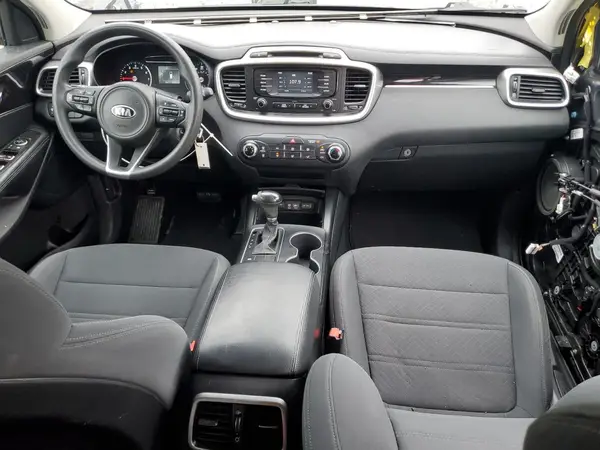 5XYPG4A3XHG217183 2017 KIA SORENTO - Image 8