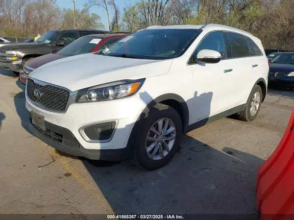 5XYPG4A3XHG220228 2017 KIA SORENTO - Image 2