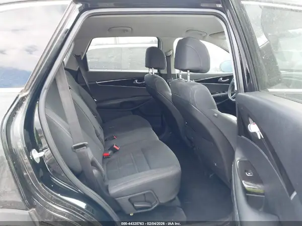 5XYPG4A3XHG229740 2017 KIA SORENTO - Image 8