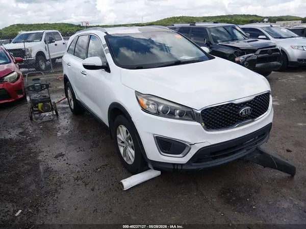 5XYPG4A3XHG236395 2017 KIA SORENTO - Image 1