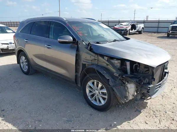 5XYPG4A3XHG241998 2017 KIA SORENTO - Image 1