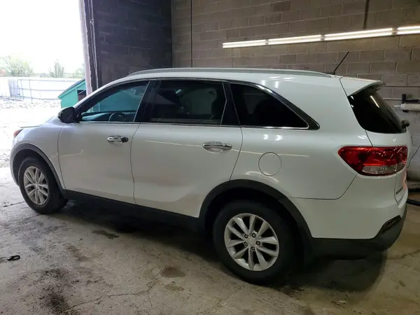 5XYPG4A3XHG246733 2017 KIA SORENTO - Image 2
