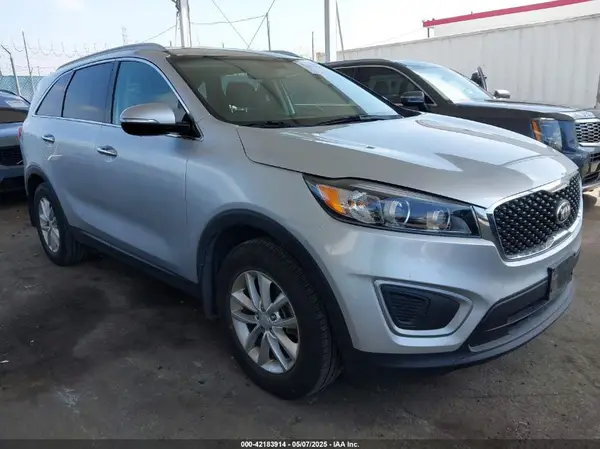 5XYPG4A3XHG249762 2017 KIA SORENTO - Image 1