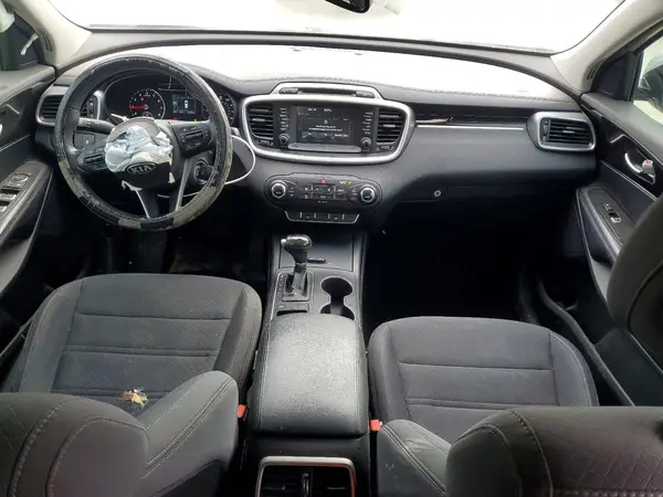 5XYPG4A3XHG251866 2017 KIA SORENTO - Image 8